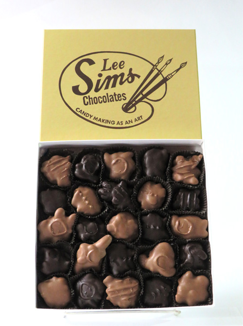 25PCS CHOCOLATE COVERED NUT CLUSTERSLee Sims Chocolates