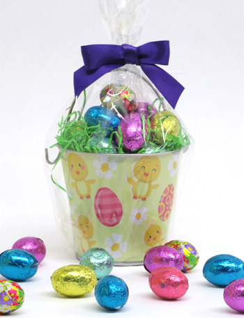 EASTER PAIL WITH 4oz FOILED CHOCOLATES