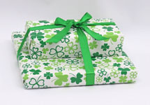 PYRAMID 3 W/ST PATRICK'S DAY WRAP