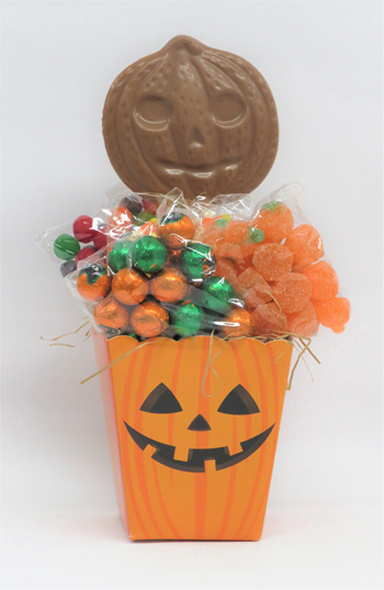 HALLOWEEN TREAT BOX
