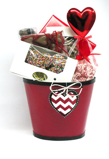ROUND RED & BLACK BASKET