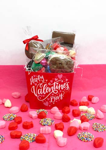 HAPPY VALENTINE'S DAY BOX